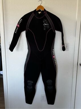 Aqua Lung Women’s Full Body Wetsuit Surf Scuba Snorkeling Cold Water 7mm Sz 12